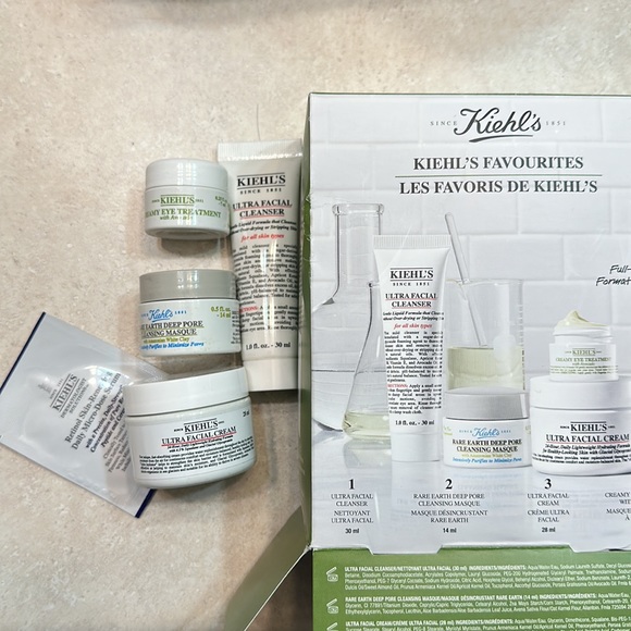 [NEW] Kiehl’s gift set (valuable package) - Picture 5 of 6